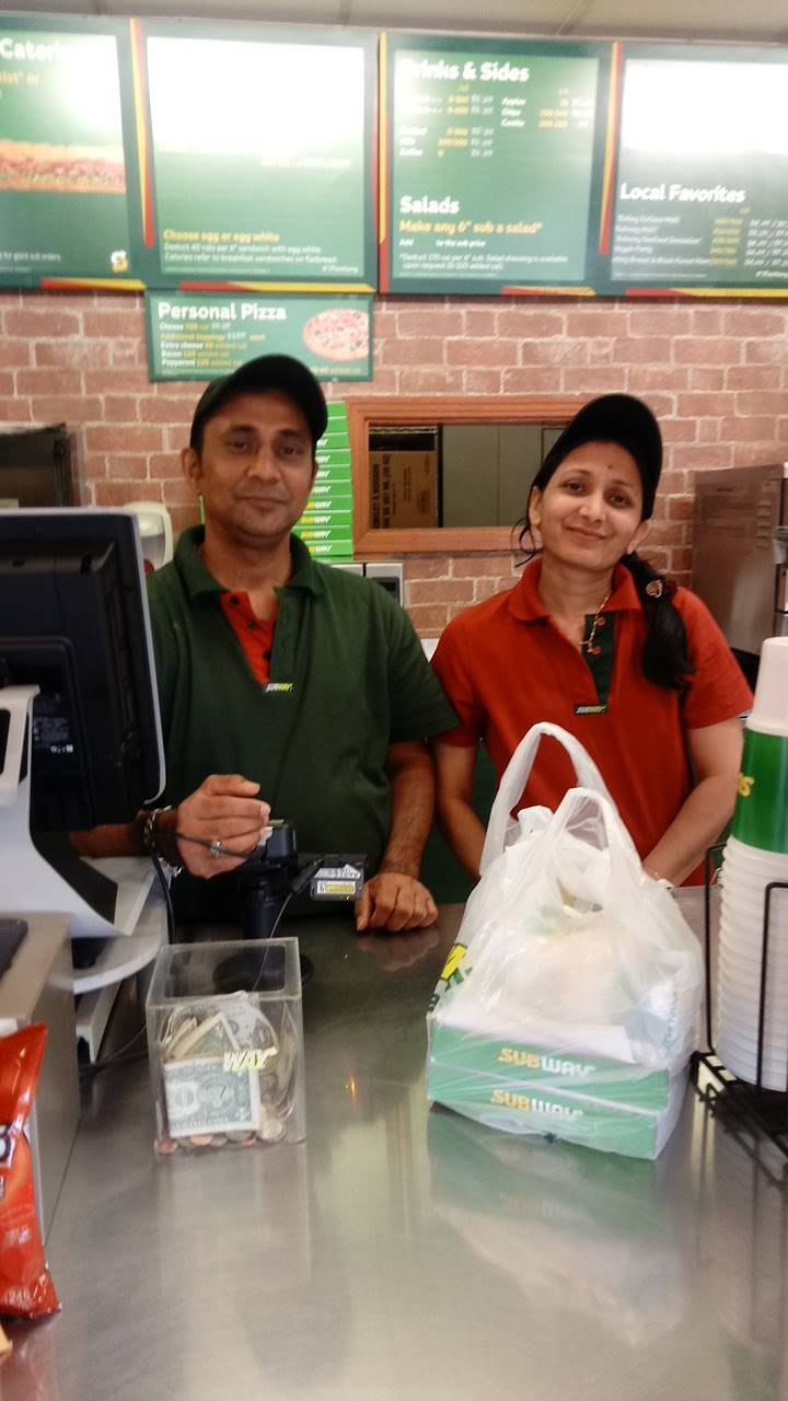 Subway | meal takeaway | 31727 Hwy 22, Springfield, LA 70462, USA | 2252940050 OR +1 225-294-0050