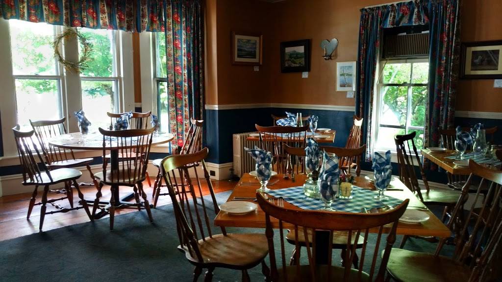 Corner House Inn | restaurant | 22 Main St, Center Sandwich, NH 03227, USA | 6032846219 OR +1 603-284-6219