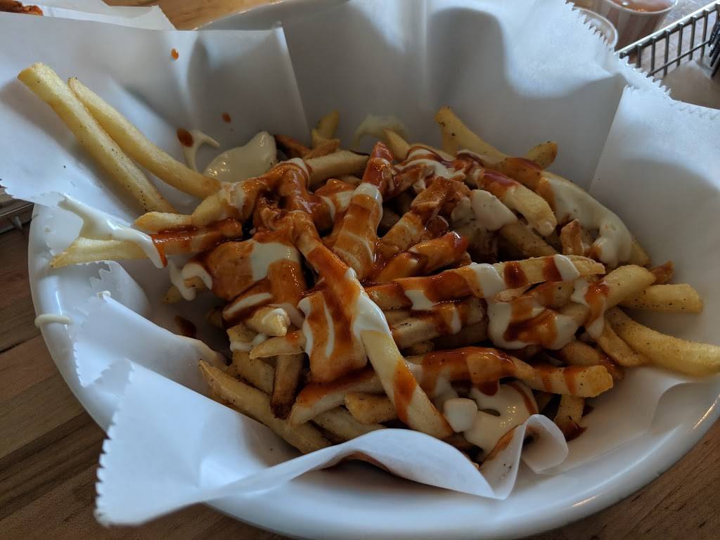 Cubbys | restaurant | 2130 Highland Dr, Salt Lake City, UT 84106, USA | 8014672980 OR +1 801-467-2980