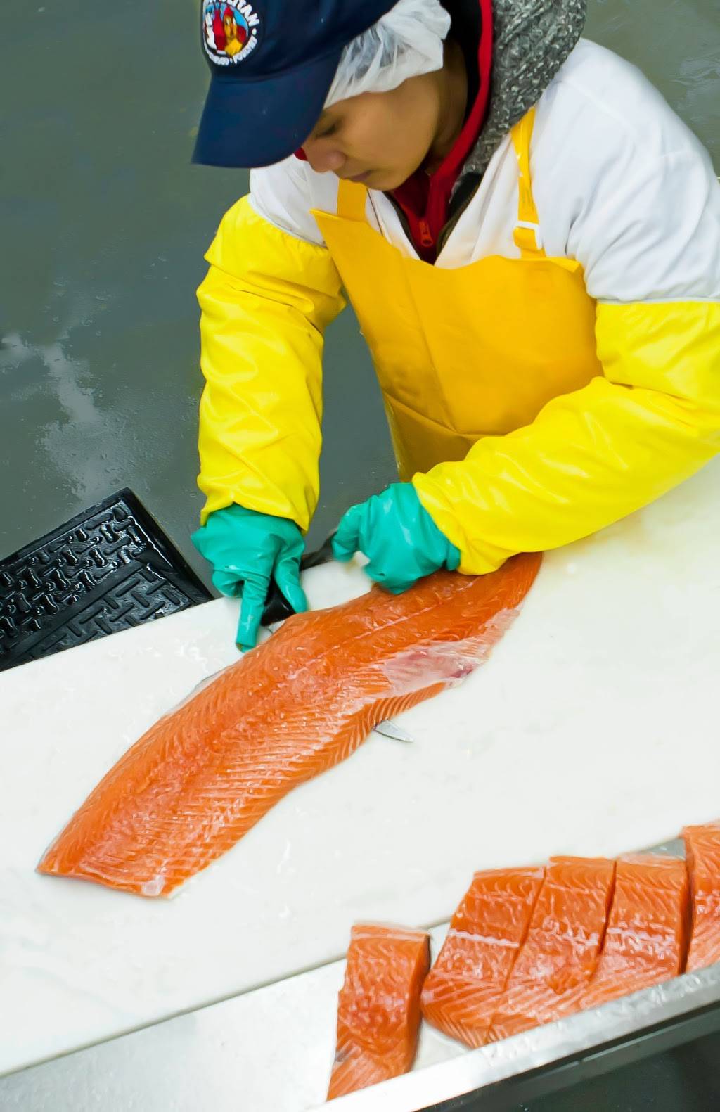 Metropolitan Meat, Seafood & Poultry | restaurant | 1920 Stanford Ct, Landover, MD 20785, USA | 3017720060 OR +1 301-772-0060