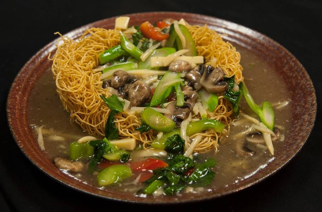 Thai Thaim | restaurant | 1360 E Eisenhower Blvd, Loveland, CO 80537, USA | 9708003685 OR +1 970-800-3685