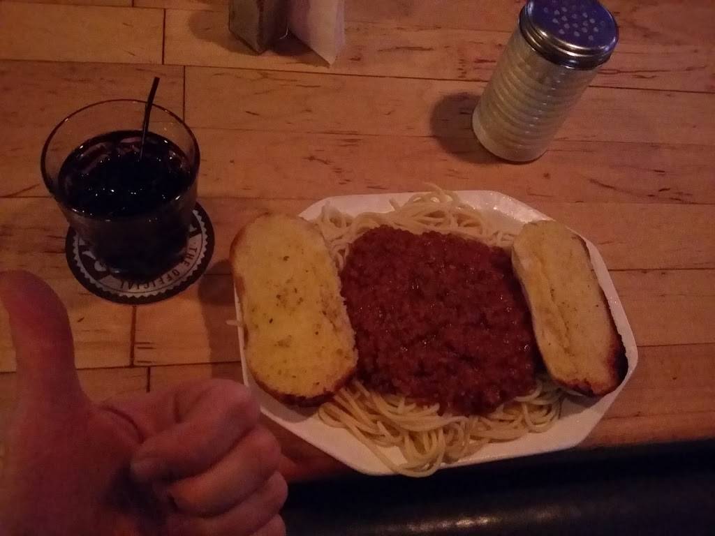 Arrow Sports Club | restaurant | 6202 Schofield Ave, Weston, WI 54476, USA | 7153592363 OR +1 715-359-2363