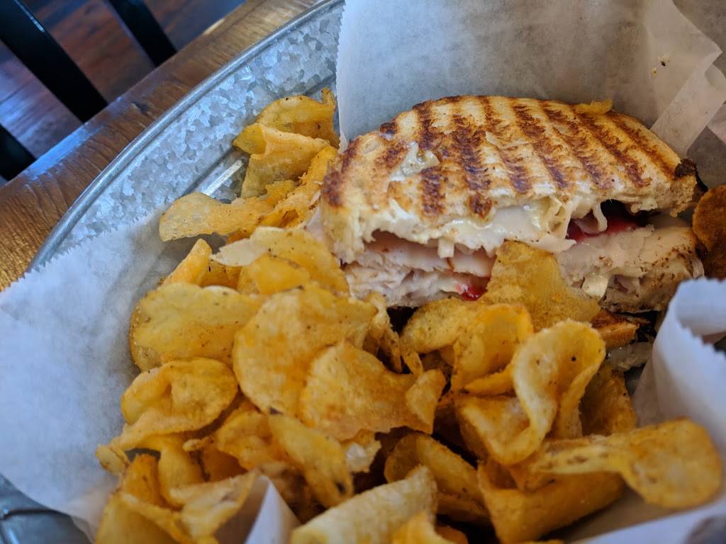 Off the Rail | restaurant | 44 Gottfried St, Elkhart Lake, WI 53020, USA | 9208764194 OR +1 920-876-4194