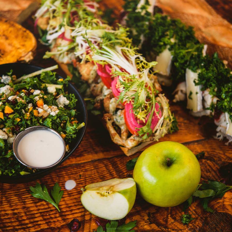 Taylor Gourmet | meal takeaway | Terminal B/C Parking, 2400 S Smith Blvd, Arlington, VA 22202, USA | 7034172145 OR +1 703-417-2145