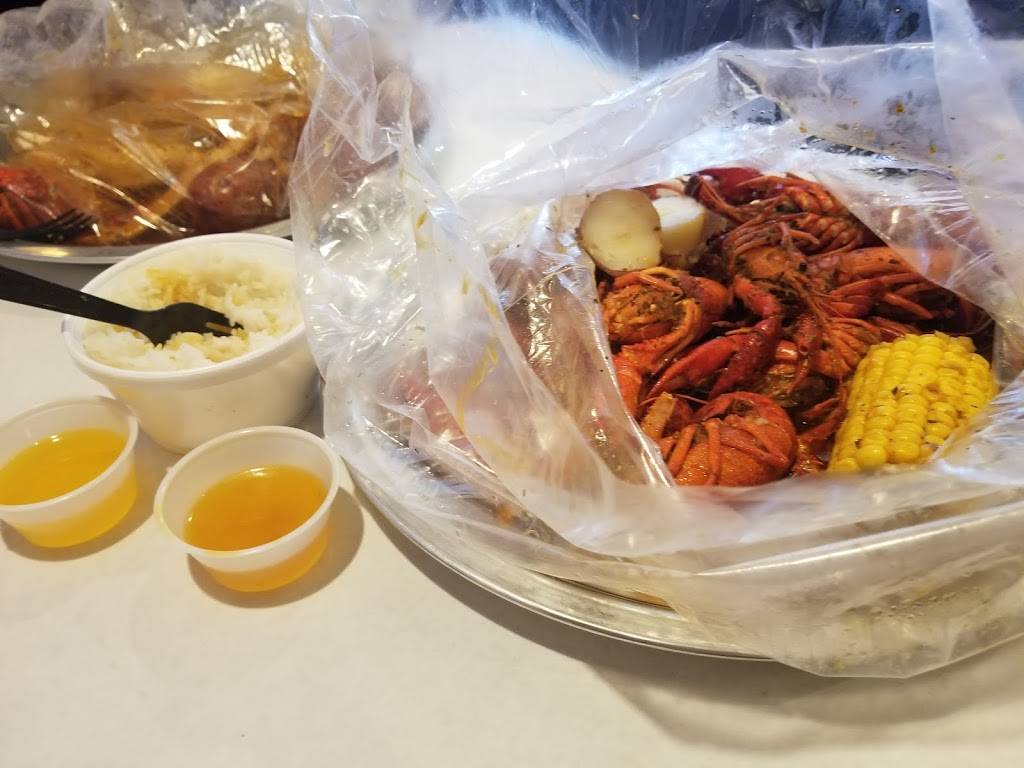 Pier 88 Boiling Seafood & Bar | restaurant | 11825 E US Hwy 40 STE D, Independence, MO 64055, USA | 8168006020 OR +1 816-800-6020