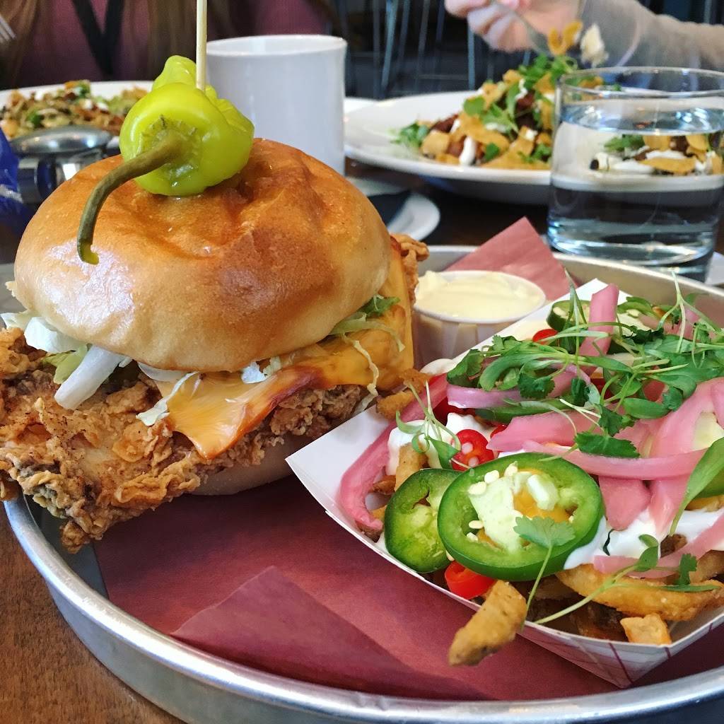 Royal Electric Bar & Public Eatery | restaurant | 52 Macdonell St, Guelph, ON N1H 2Z3, Canada | 5197671694 OR +1 519-767-1694