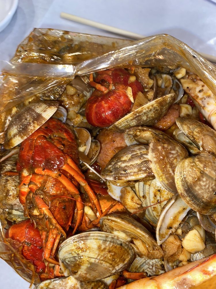 Cookin Crab | restaurant | 1113 N Harbor Blvd, Fullerton, CA 92832, USA | 7144479643 OR +1 714-447-9643