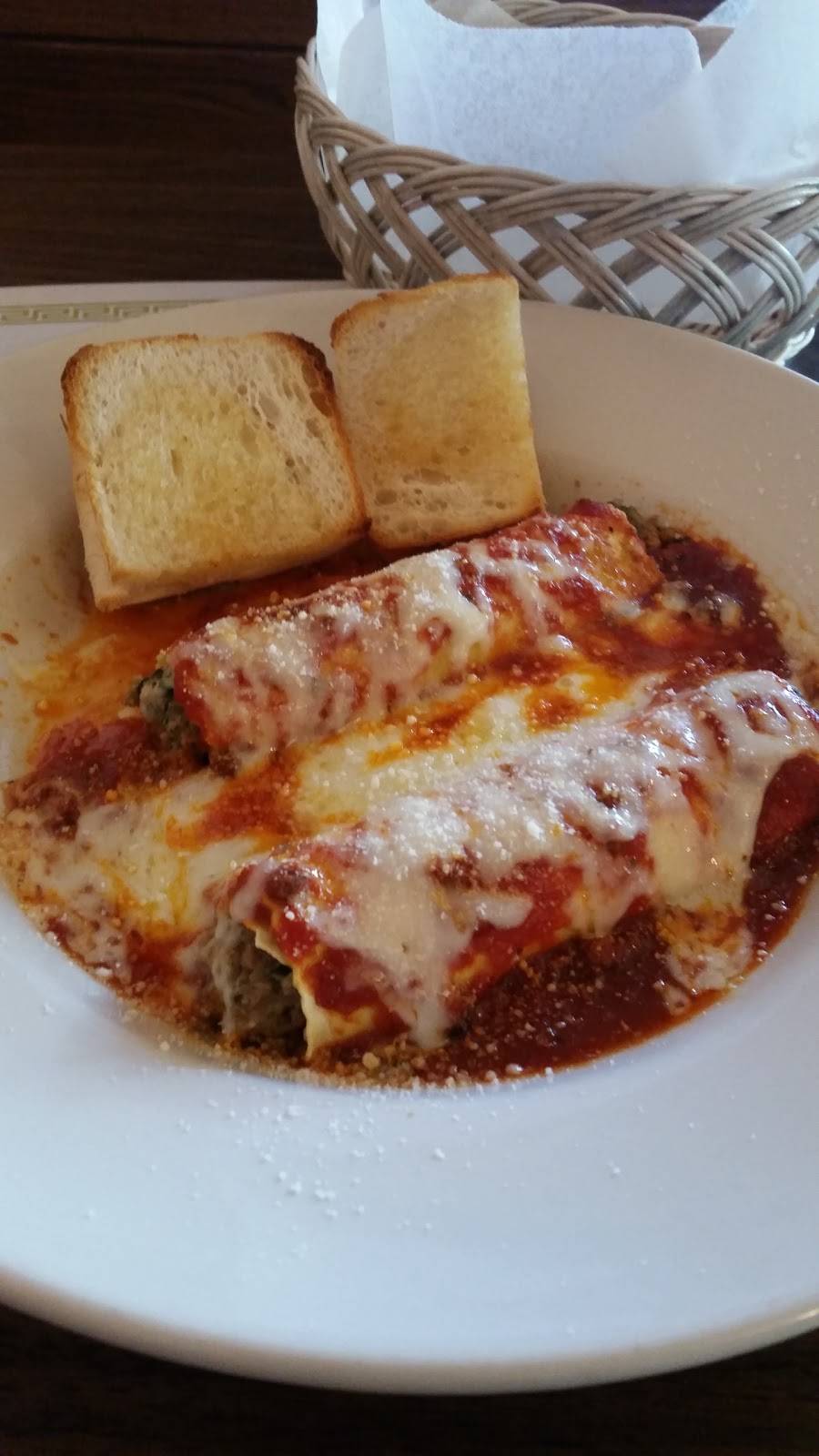 Vitales Restaurant & Pizzeria | restaurant | 403 W Jackson St, Macomb, IL 61455, USA | 3098334260 OR +1 309-833-4260