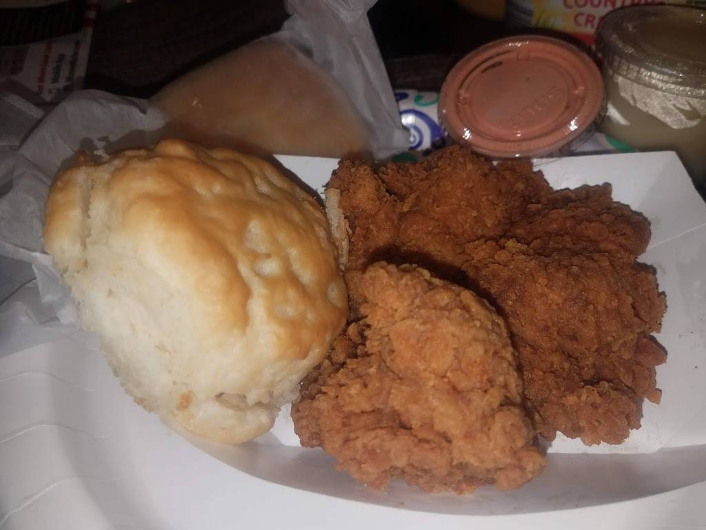 Chicken-N-Spice Shorewood | restaurant | 150 Brook Forest Ave, Shorewood, IL 60404, USA | 8156303114 OR +1 815-630-3114