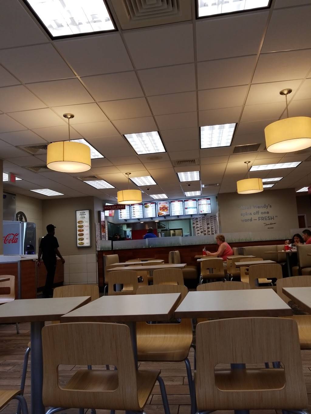 Wendys | restaurant | 2110 Saxon Blvd, Deltona, FL 32725, USA | 3862595216 OR +1 386-259-5216