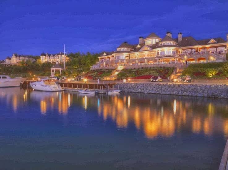 Bay Harbor Yacht Club | restaurant | 4300 Vista Dr, Petoskey, MI 49770, USA | 2314392100 OR +1 231-439-2100