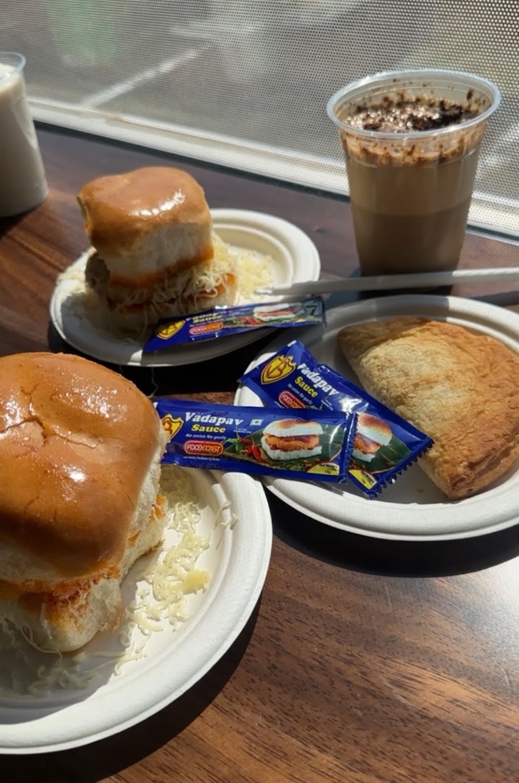 Jay Bhavani Vadapav | restaurant | 1165 Barrington Rd, Hoffman Estates, IL 60169, USA | 2246539302 OR +1 224-653-9302