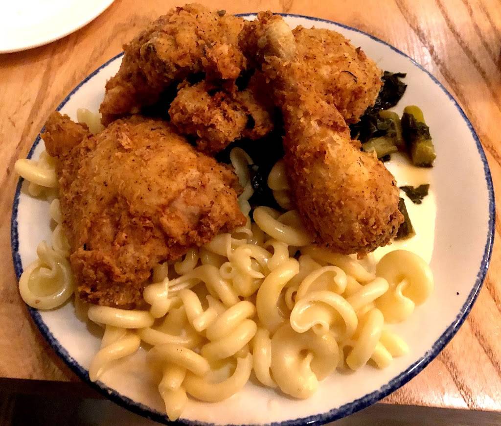 22 Square Restaurant & Bar | restaurant | 14 Barnard St, Savannah, GA 31401, USA | 9122332116 OR +1 912-233-2116