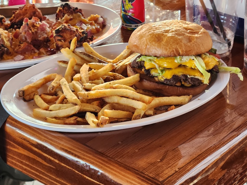 Castaways River Tiki Bar | restaurant | 224 E Island Dr, Eastlake, OH 44095, USA | 4405108508 OR +1 440-510-8508