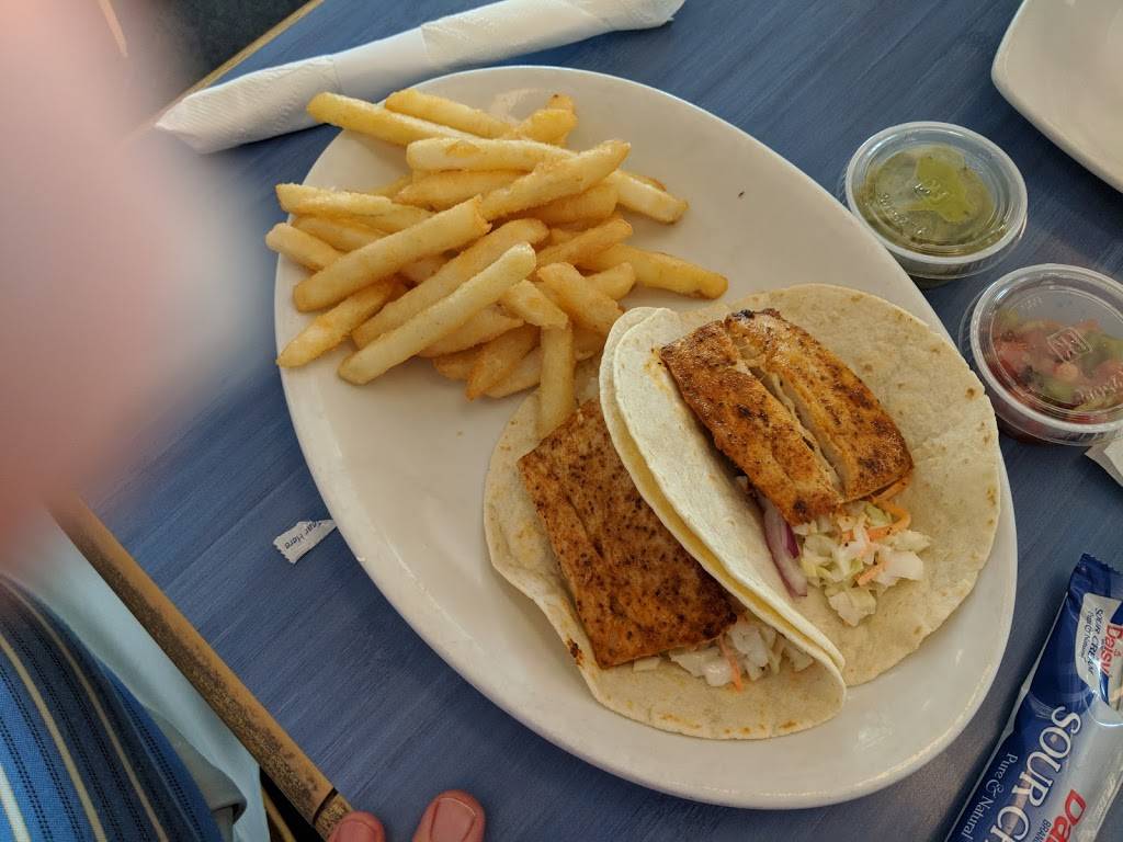 Surf Rider Restaurant | restaurant | 1 Marina Rd, Hampton, VA 23669, USA | 7577239366 OR +1 757-723-9366