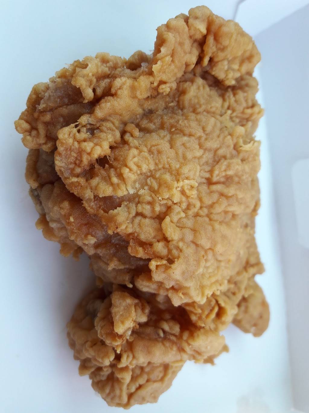 Churchs Chicken | restaurant | 912 E Foothill Blvd, Rialto, CA 92376, USA | 9094211981 OR +1 909-421-1981