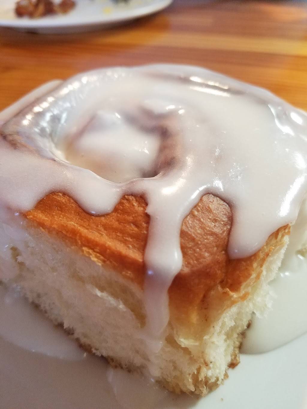 Finchs Family Restaurant of Creedmoor | restaurant | 101 West Masonic St, Creedmoor, NC 27522, USA | 9195286565 OR +1 919-528-6565