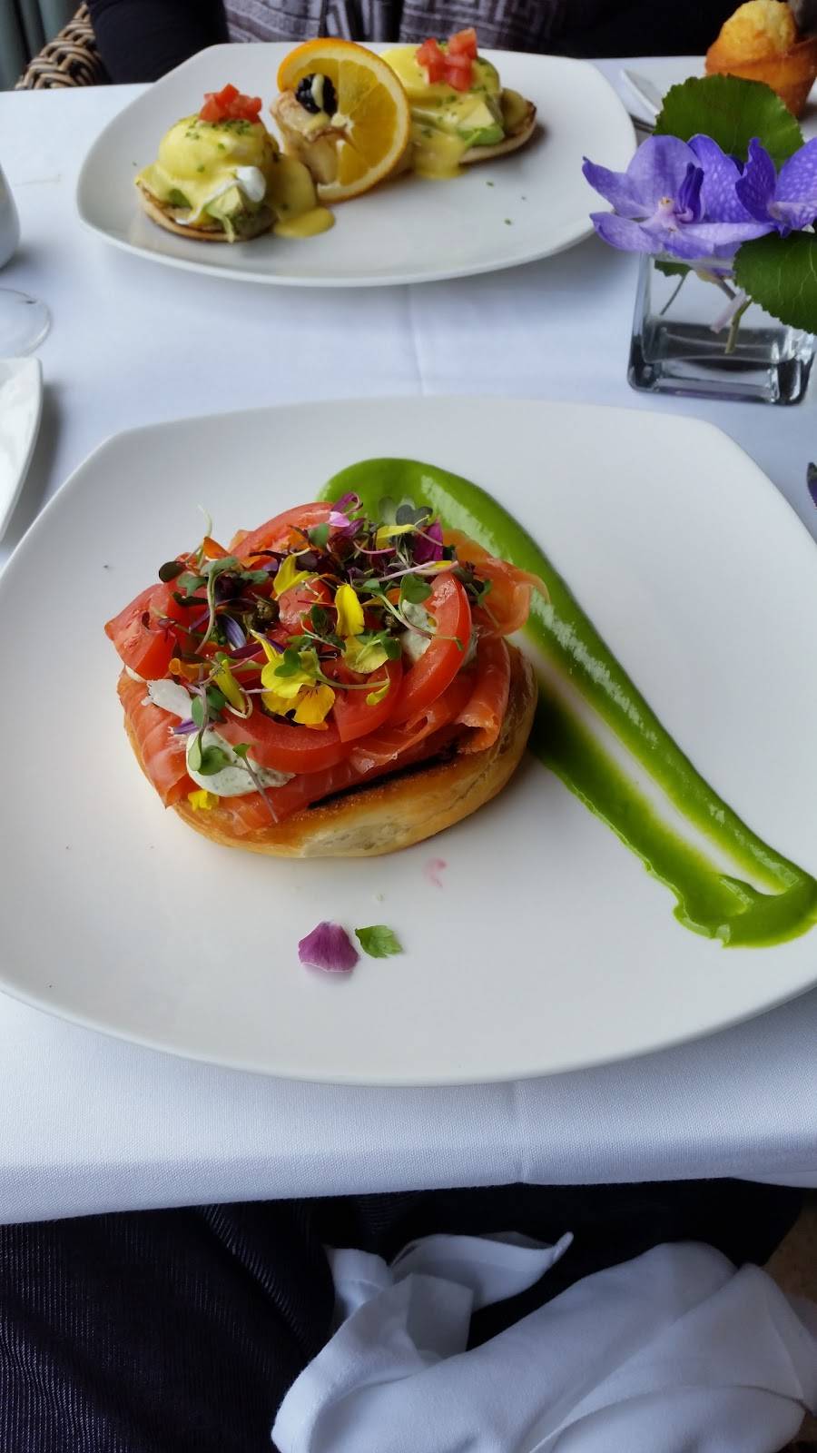 The Dock | restaurant | 2816 Lafayette Ave, Newport Beach, CA 92663, USA | 9496733625 OR +1 949-673-3625