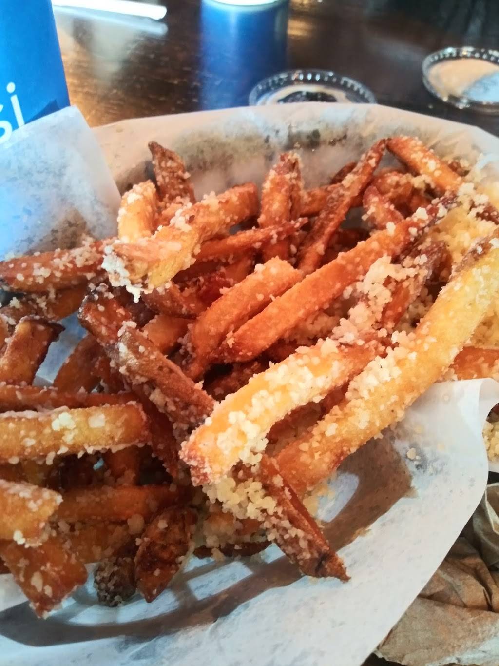 Lighthouse Pizza | restaurant | 1004 S 74th Plaza, Omaha, NE 68114, USA | 4029326660 OR +1 402-932-6660