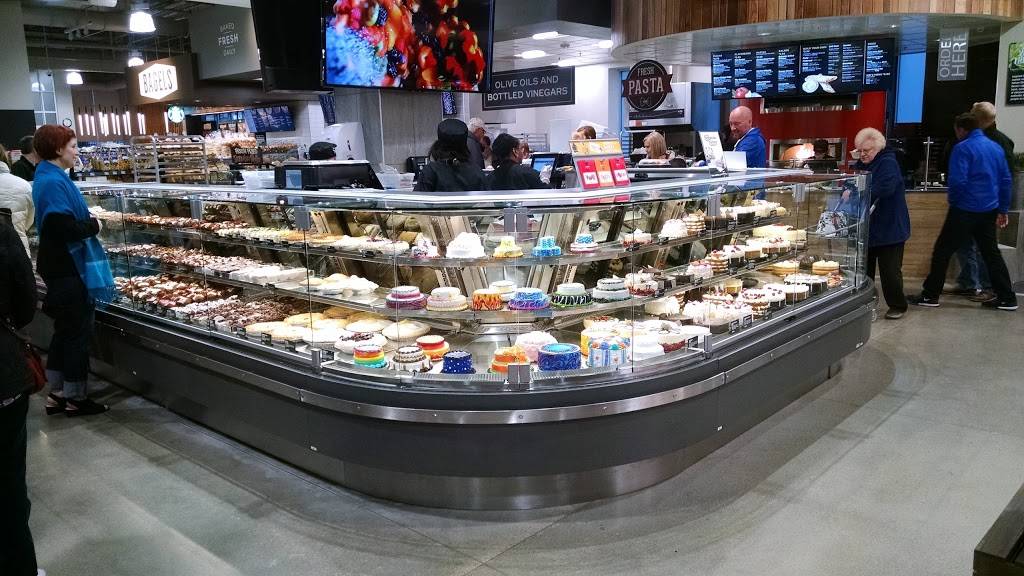 Hy-Vee Market Grille | restaurant | 420 Court Ave, Des Moines, IA 50309, USA | 5152432263 OR +1 515-243-2263