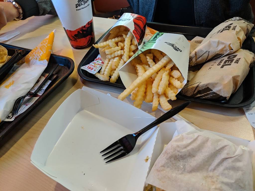 Del Taco | meal takeaway | 424 N 900 W, American Fork, UT 84003, USA | 8014921781 OR +1 801-492-1781