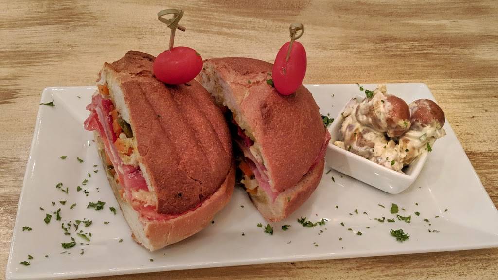 Devils Lake Bistro | cafe | 106 4th Ave, Baraboo, WI 53913, USA | 6083551053 OR +1 608-355-1053