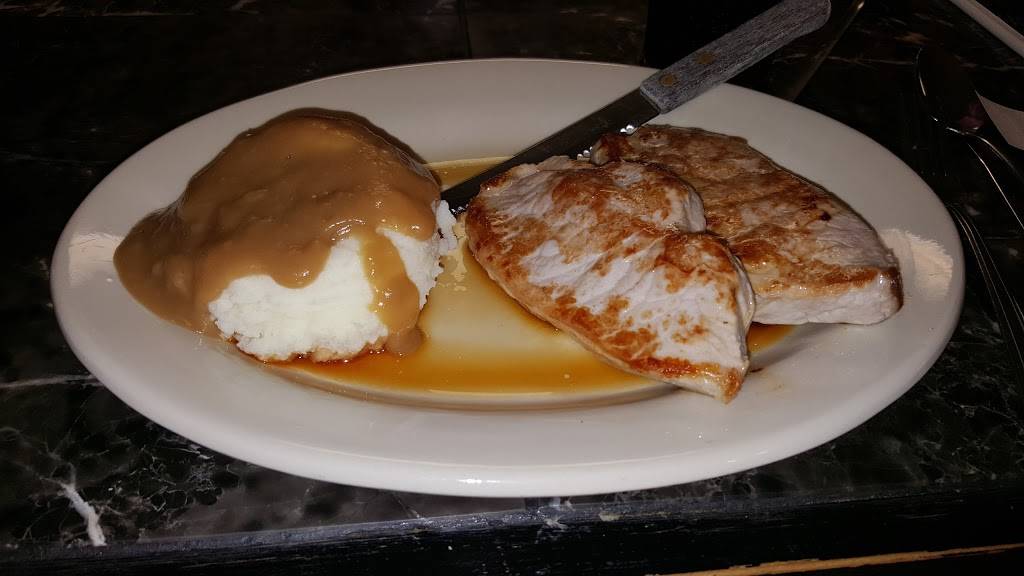 Highlands Restaurant | restaurant | 3066 S Florida Ave, Inverness, FL 34450, USA | 3523413030 OR +1 352-341-3030