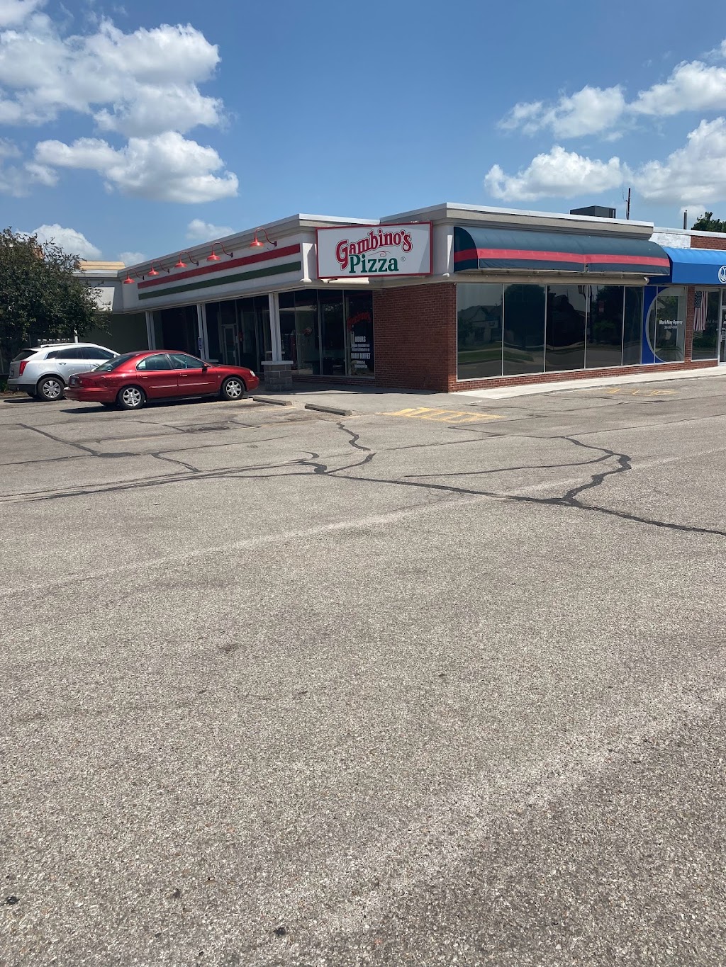 Gambinos Pizza | restaurant | 408 N Baltimore Ave, Derby, KS 67037, USA | 3167888315 OR +1 316-788-8315