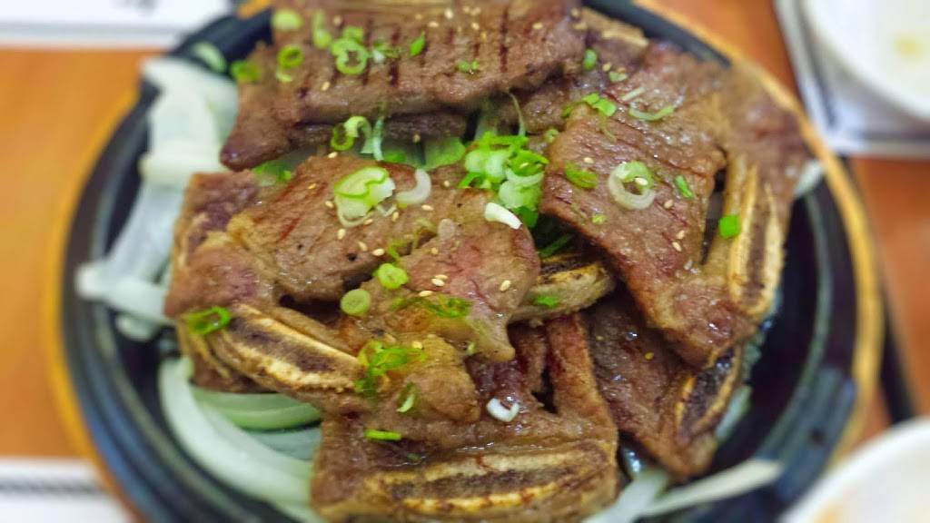 Insadong Restaurant | restaurant | 4941 Dundas St W, Etobicoke, ON M9A 1B6, Canada | 4167460777 OR +1 416-746-0777