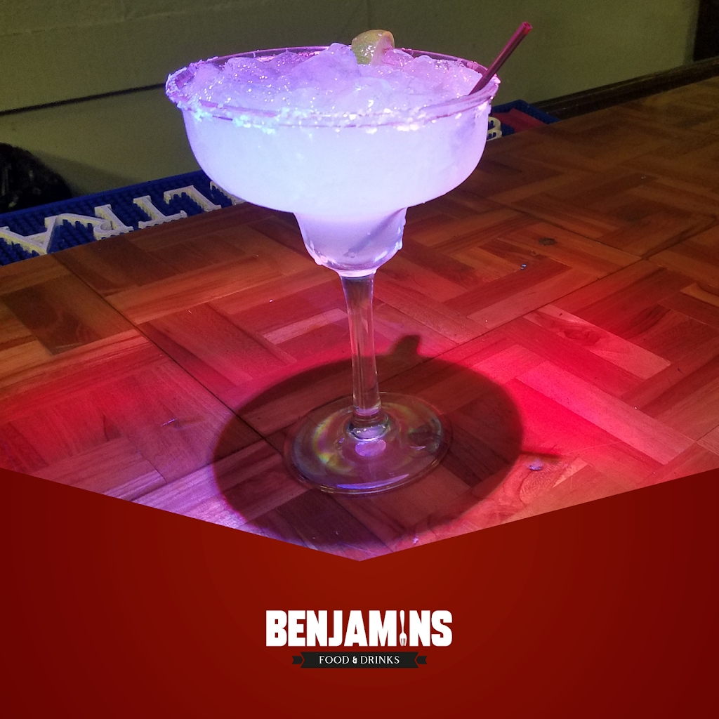 Benjamins Food & Drinks | restaurant | 2160 Mears Pkwy, Margate, FL 33063, USA | 7542228934 OR +1 754-222-8934