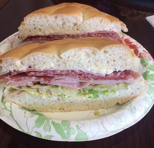 Sub Club Italian Deli | restaurant | 4338 Pacific Coast Hwy, Torrance, CA 90505, USA | 3103730993 OR +1 310-373-0993