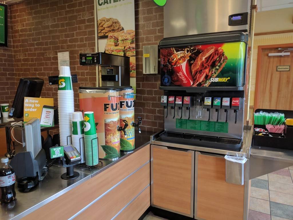 Subway | restaurant | 100 Perry Hwy, Harmony, PA 16037, USA | 7244525699 OR +1 724-452-5699