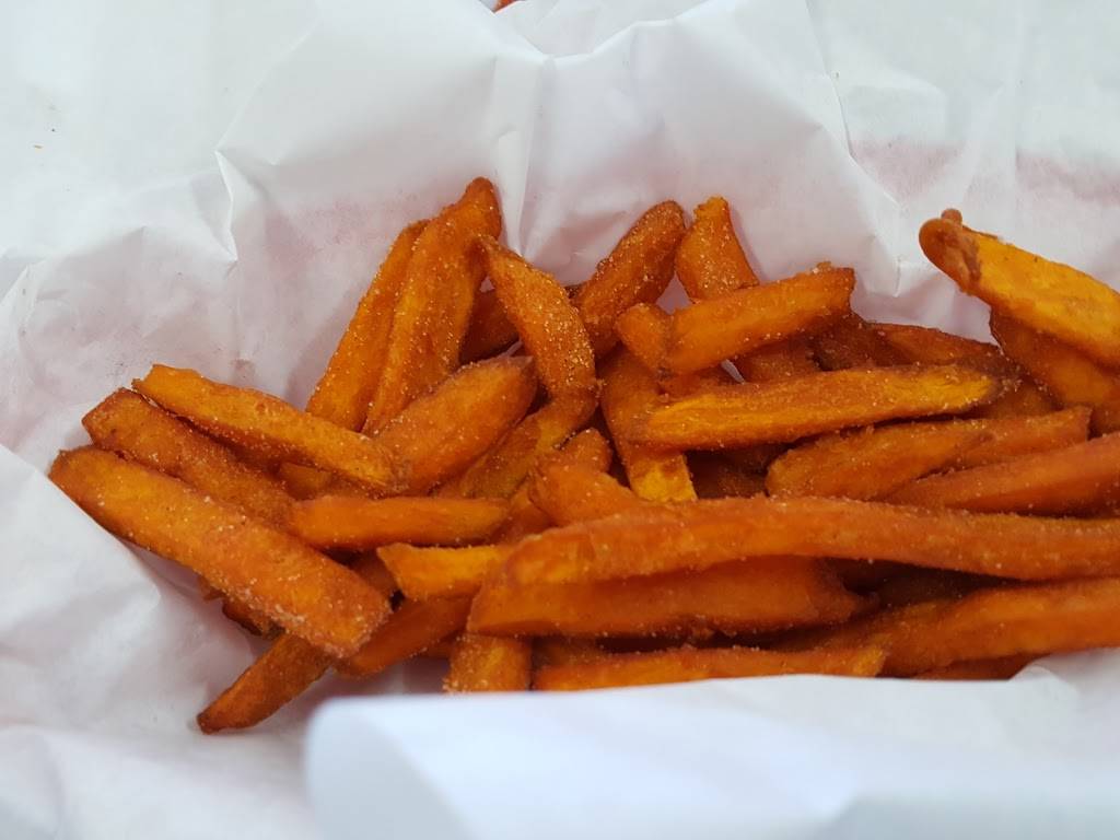 AJs Fish Market | restaurant | 16776 Lakeshore Dr, Lake Elsinore, CA 92530, USA | 9516745259 OR +1 951-674-5259