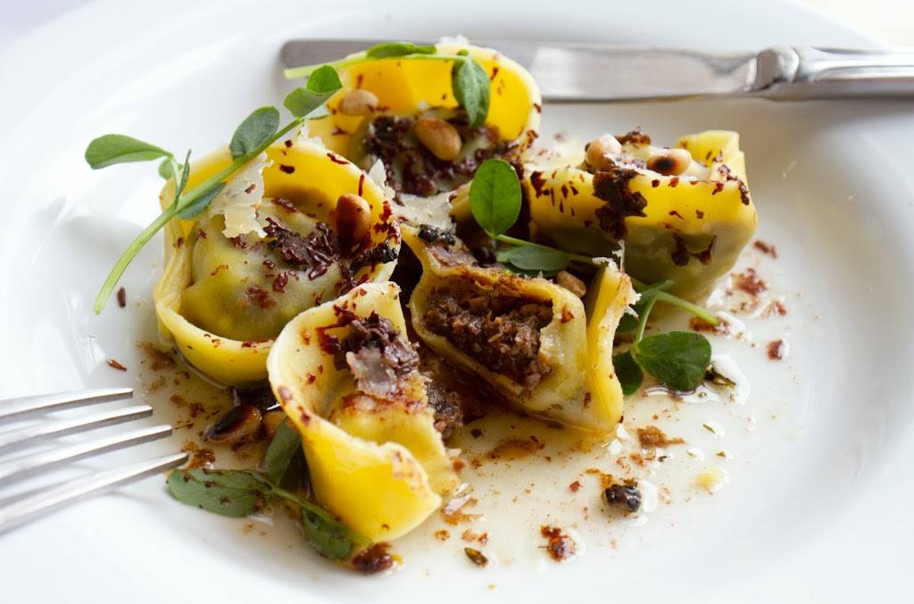 Chocolate Lab | restaurant | 2504 E Colfax Ave, Denver, CO 80206, USA | 7205365037 OR +1 720-536-5037