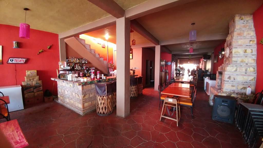 Olas Del Mar | restaurant | Paseo del Mar, Puerto Nuevo, B.C., Mexico | 016616140510 OR +52 661 614 0510