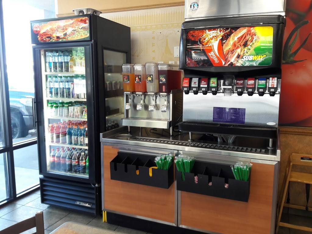 Subway | meal takeaway | 5850 Eubank Blvd NE Suite E-20, Albuquerque, NM 87111, USA | 5052995320 OR +1 505-299-5320