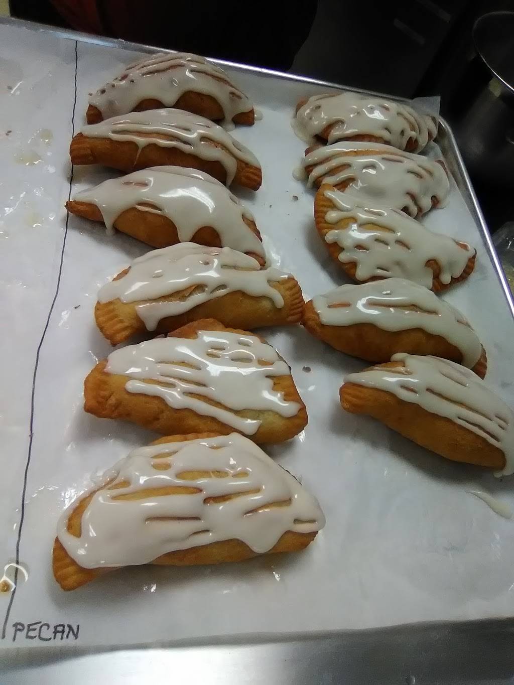 Fergies Burgers, Fries & Pies | restaurant | 1700 Romick Pkwy, Findlay, OH 45840, USA | 5672508657 OR +1 567-250-8657