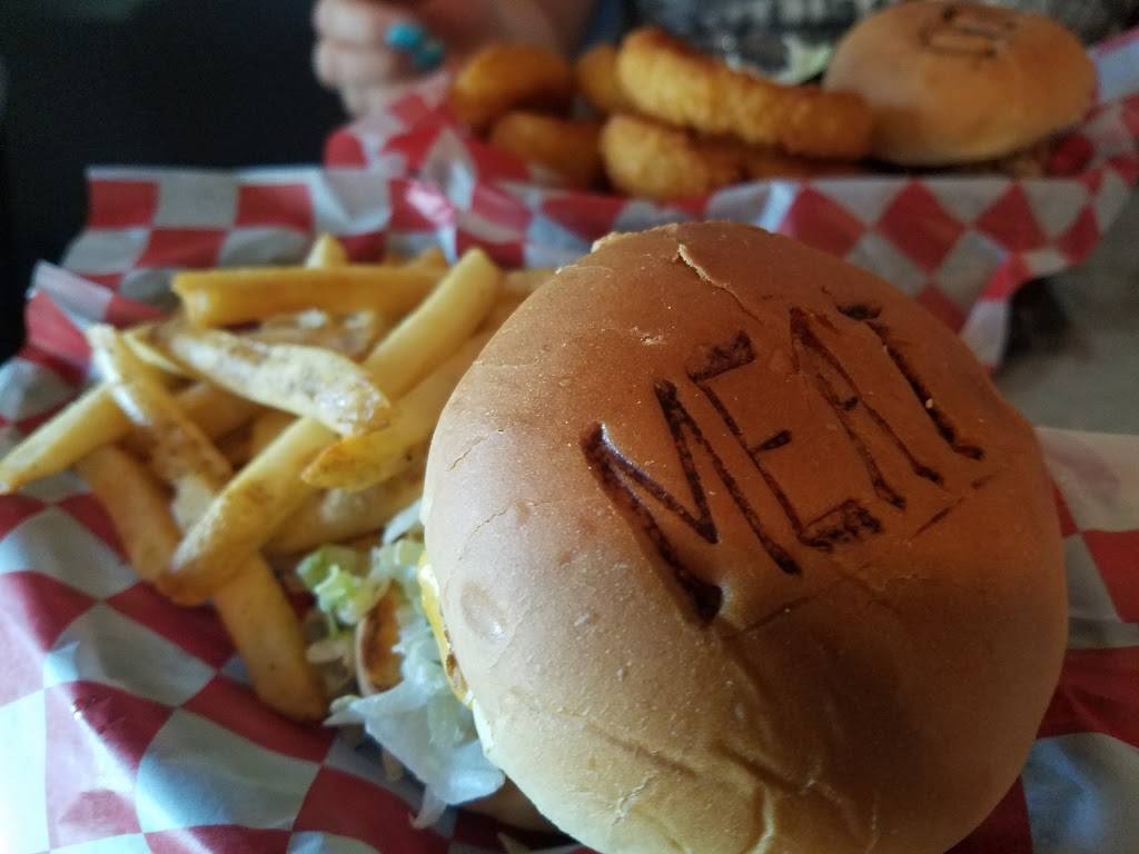 MEAT Eatery & Tap Room | restaurant | 88005 Overseas Hwy, Tavernier, FL 33070, USA | 3058523833 OR +1 305-852-3833