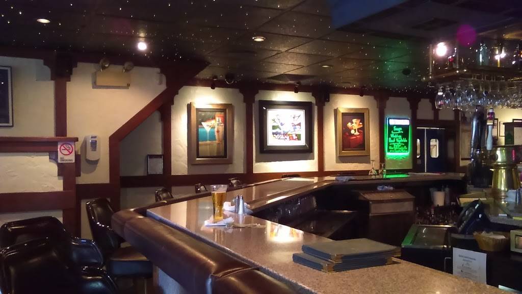 Thee Olde Place Inn | restaurant | 1209 Streets Run Rd, Pittsburgh, PA 15236, USA | 4128851395 OR +1 412-885-1395