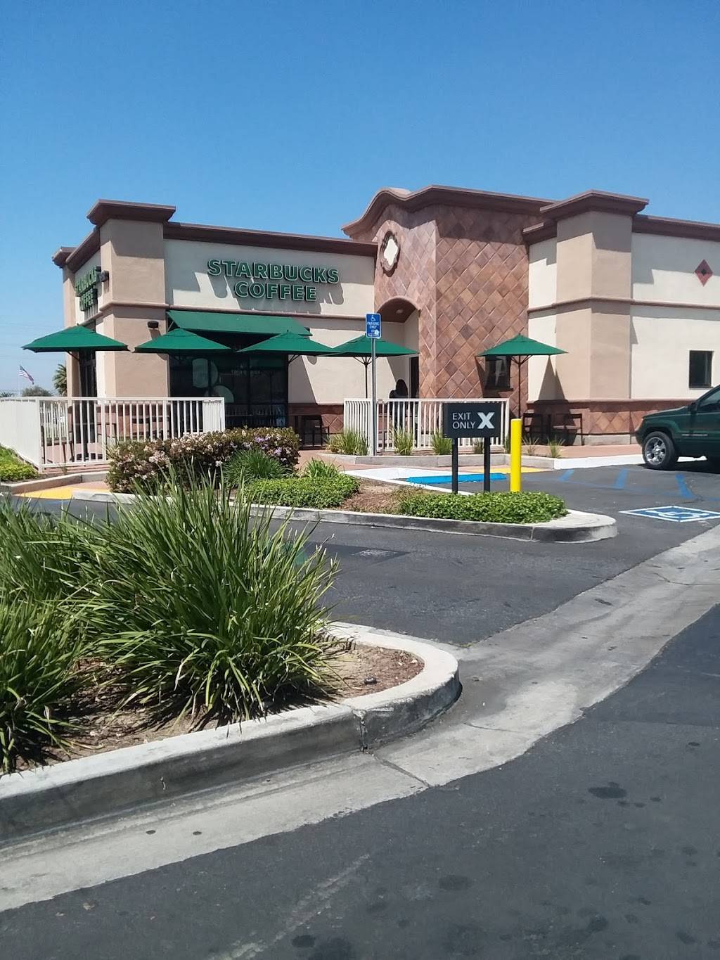 Starbucks | cafe | 16192 Foothill Blvd, Fontana, CA 92335, USA | 9093565254 OR +1 909-356-5254