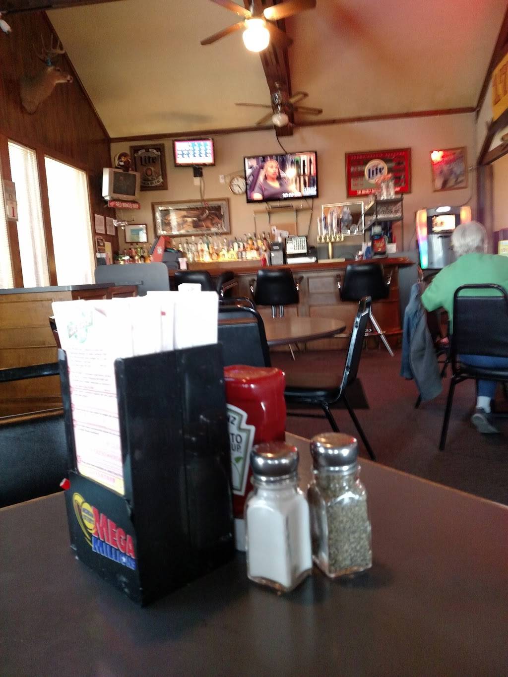 Papios Food & Spirits | restaurant | 2280 S Reese Rd, Reese, MI 48757, USA | 9898688669 OR +1 989-868-8669