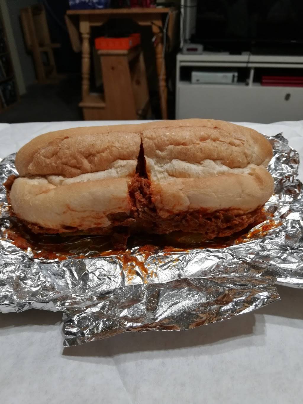 Lattanzio Sandwiches | meal takeaway | 2661, 3226 Kutztown Rd, Reading, PA 19605, USA | 6109212324 OR +1 610-921-2324