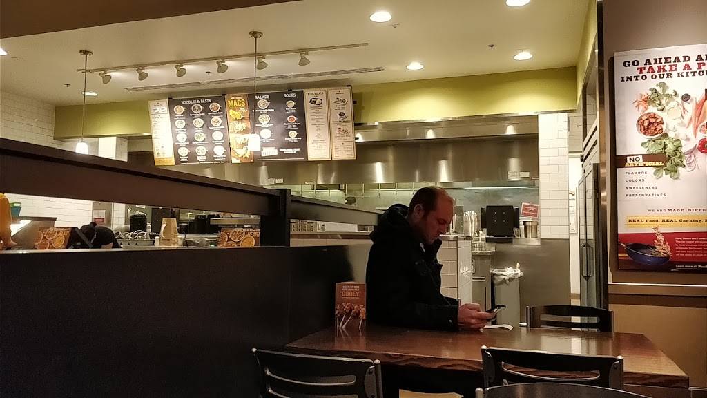 Noodles and Company | restaurant | 17328 Valley Mall Rd, Hagerstown, MD 21740, USA | 3015820310 OR +1 301-582-0310