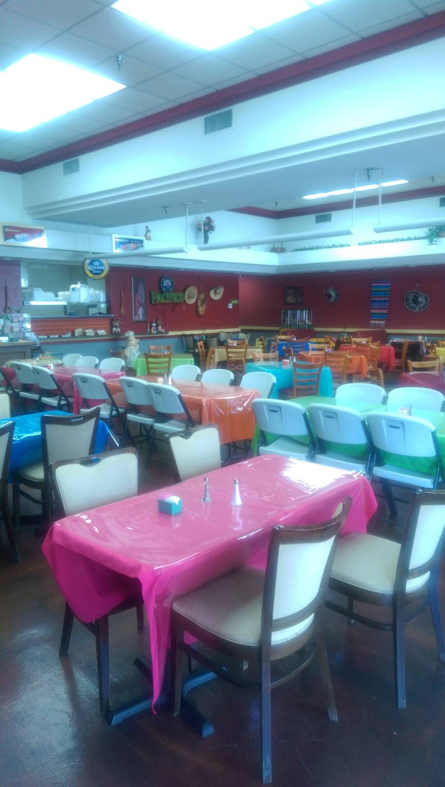 Lilys Cafe | restaurant | 2326 Tulare St, Fresno, CA 93721, USA | 5594986261 OR +1 559-498-6261