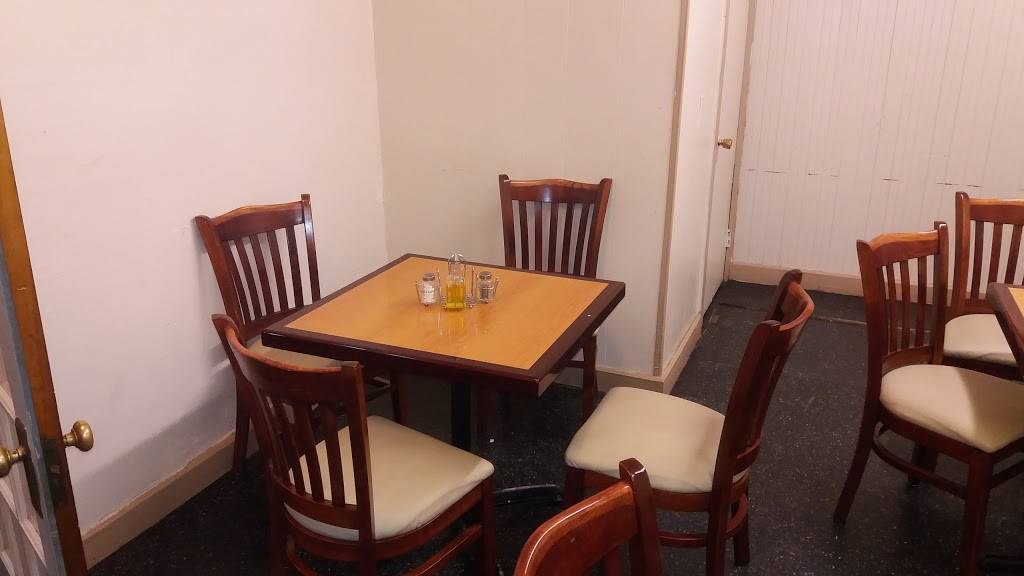 Salem Tipico Restaurant | restaurant | 88 Congress St, Salem, MA 01970, USA | 9785944575 OR +1 978-594-4575