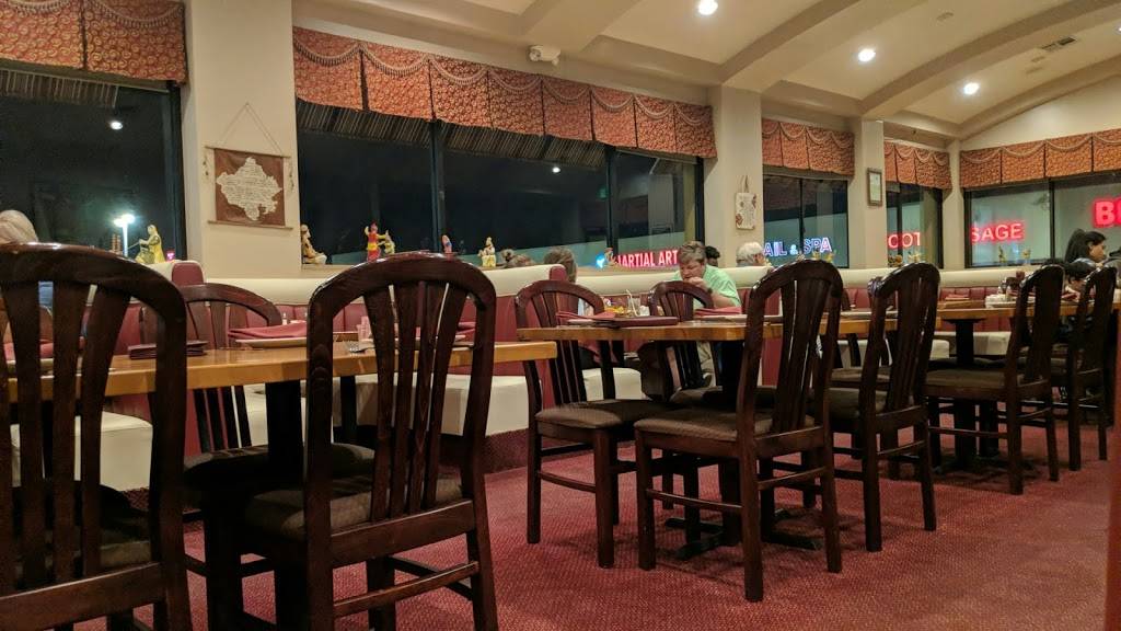 Village Tandoor | restaurant | 18530 Devonshire St, Northridge, CA 91324, USA | 8183662820 OR +1 818-366-2820