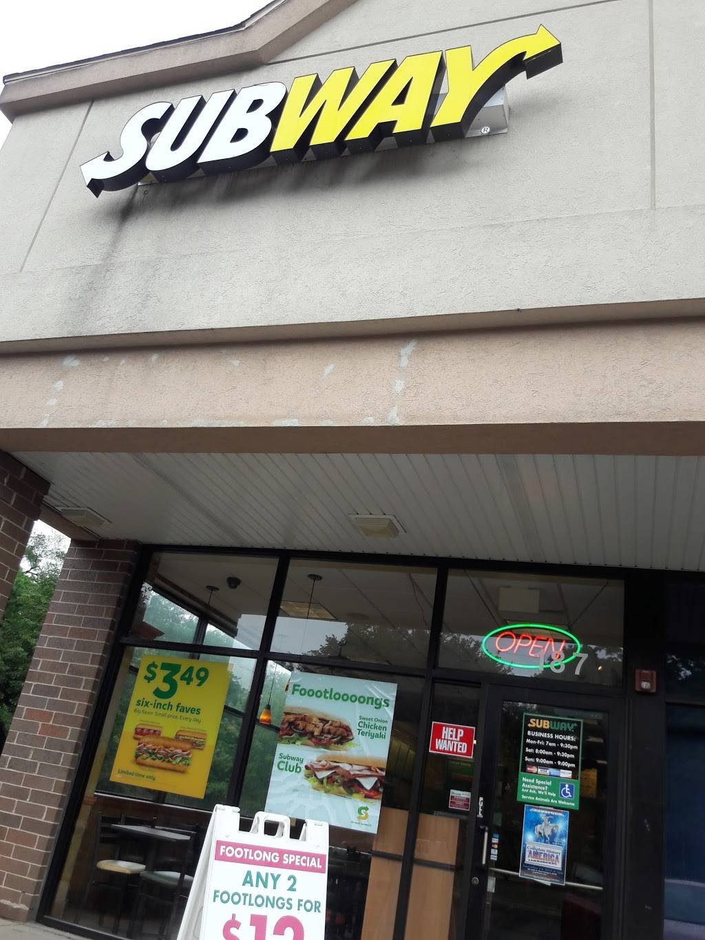 Subway Restaurants | restaurant | 187 N Neltnor Blvd, West Chicago, IL 60185, USA | 6302934081 OR +1 630-293-4081