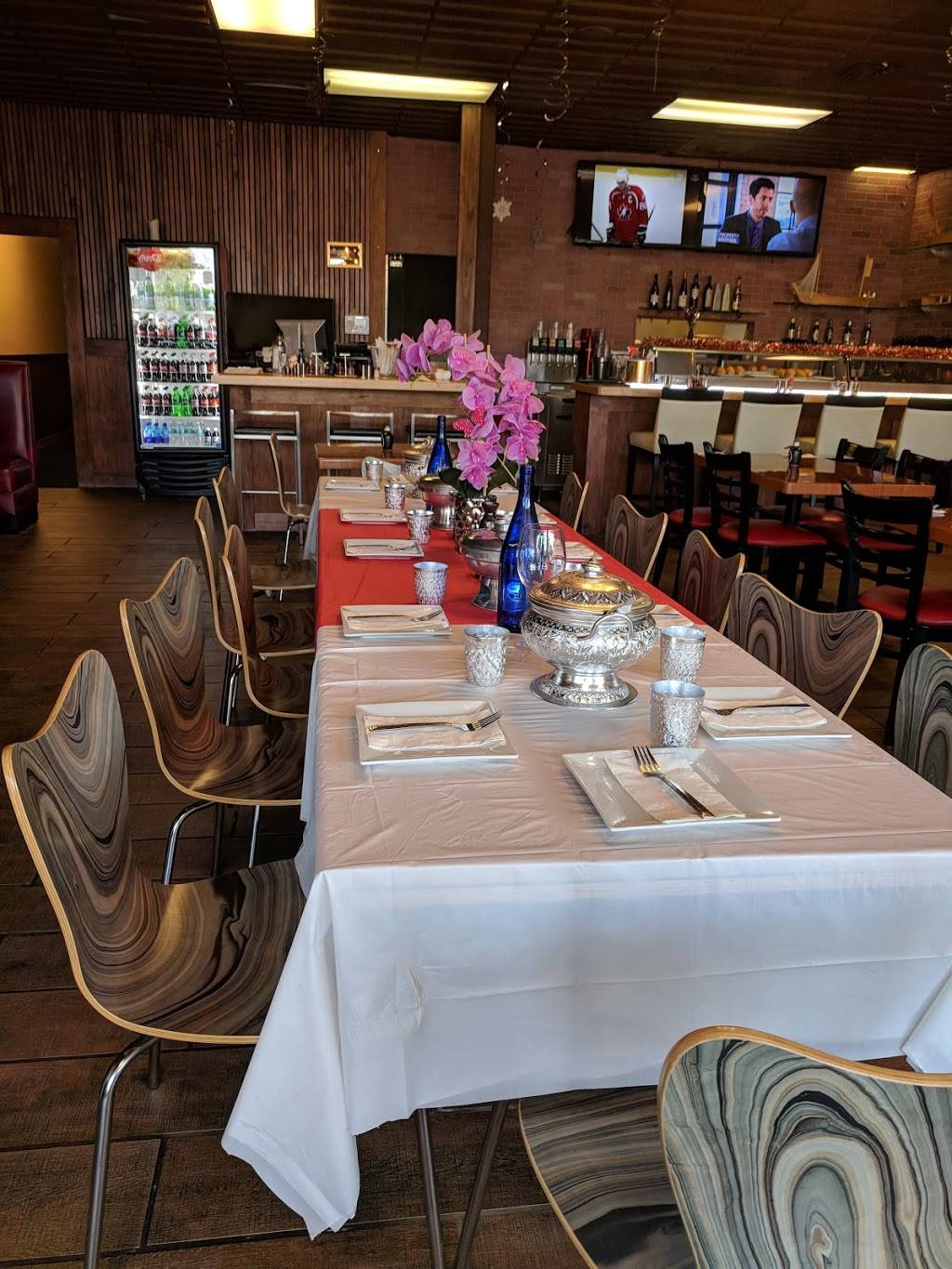 Noom Thai Bistro | restaurant | 8642 Baymeadows Rd, Jacksonville, FL 32256, USA | 9045008424 OR +1 904-500-8424