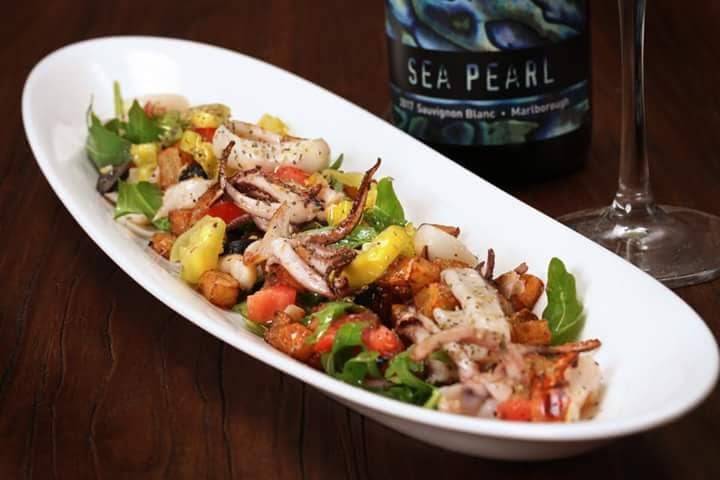 Red Barrel | restaurant | 5216 S Archer Ave, Chicago, IL 60632, USA | 7733061652 OR +1 773-306-1652