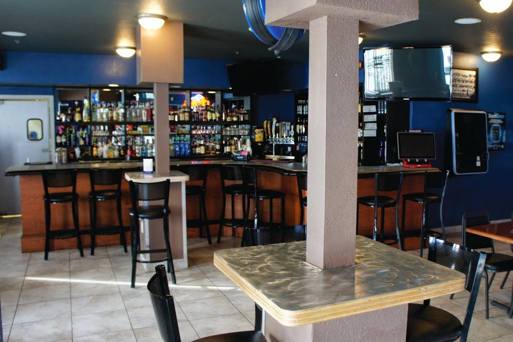 The Pub Bar & Grill at the Metropolis Resort | restaurant | 5150 Fairview Dr, Eau Claire, WI 54701, USA | 8554650250 OR +1 855-465-0250